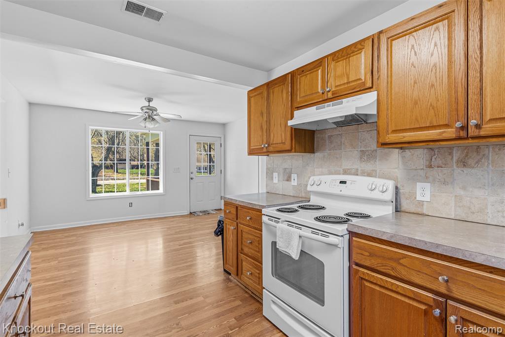 9060 N McKinley Road, Flushing, MI 48433 — Photo 9