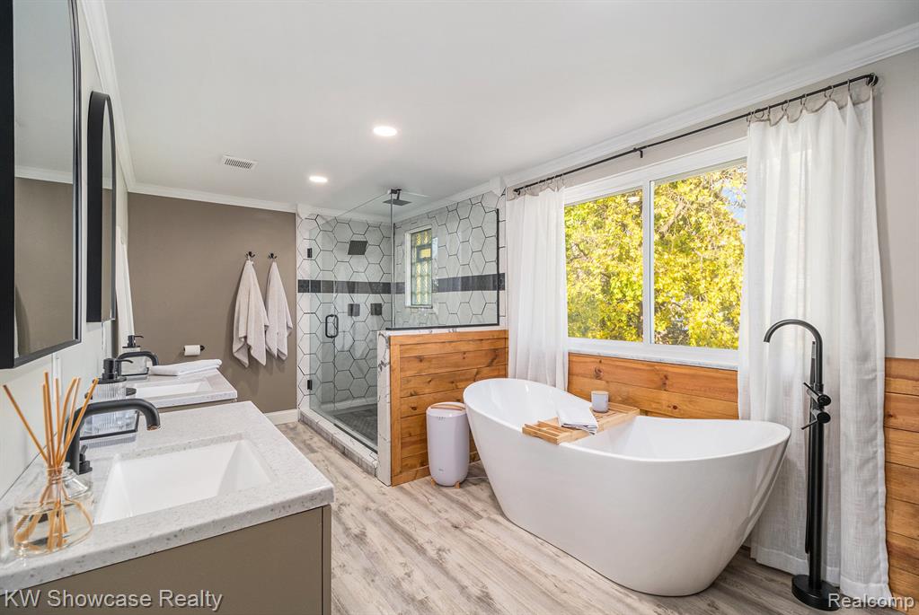7936 Rampart Trail, Waterford, MI 48327 — Photo 14