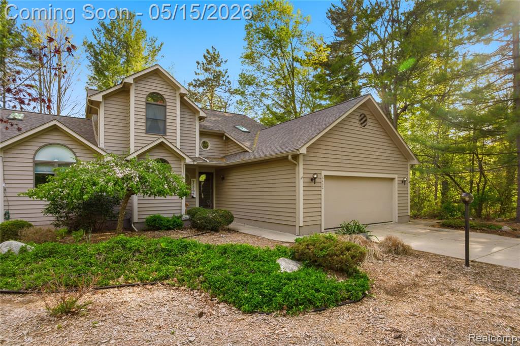 6432 Pinebrook Lane, Burton, MI 48509 — Photo 36