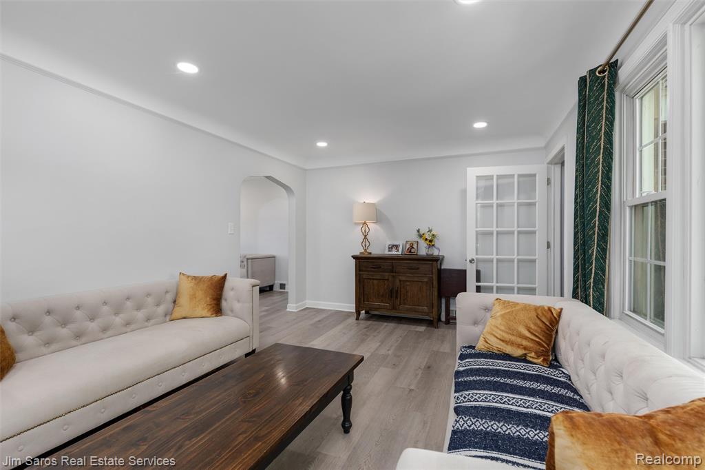 474 Madison Street, Grosse Pointe, MI 48236 — Photo 3