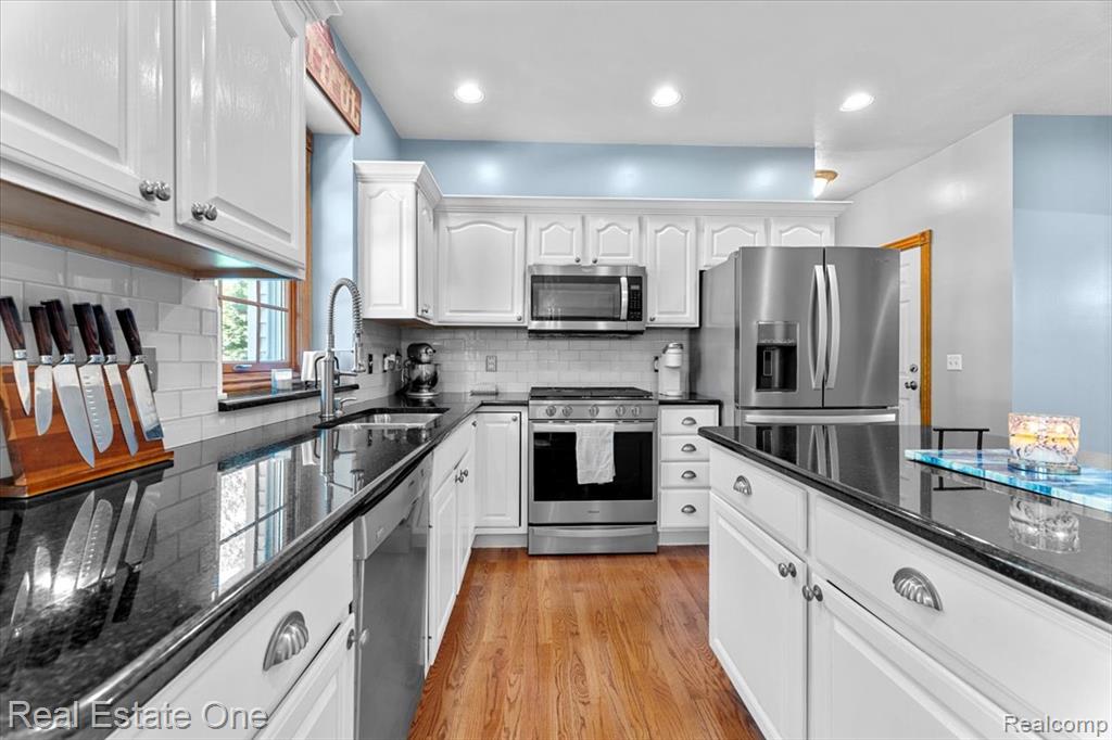 4261 Brest Road, Newport, MI 48166 — Photo 10
