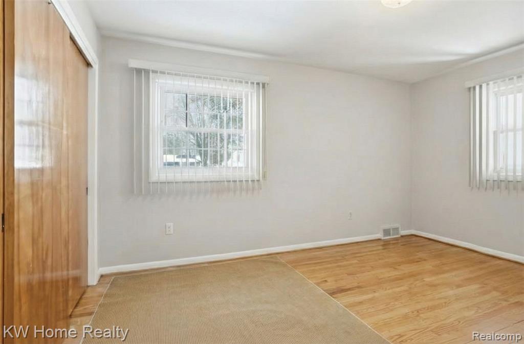 18635 San Diego Boulevard, Lathrup Village, MI 48076 — Photo 16