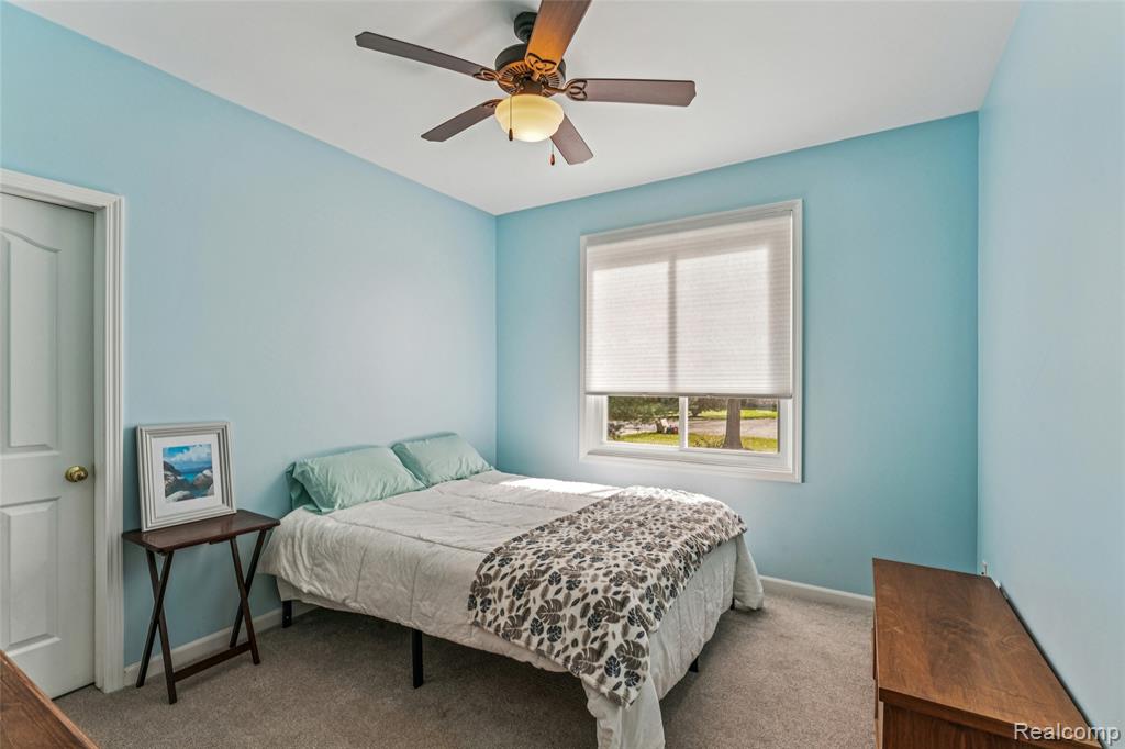 5812 Pine Breeze Drive, Clarkston, MI — Photo 21