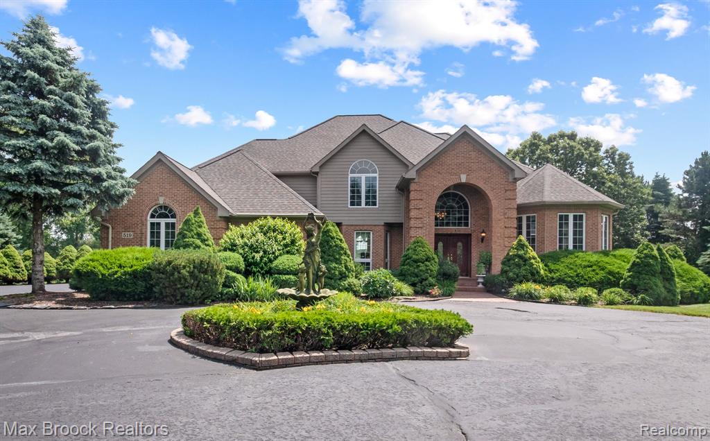 519 Hawksmoore Drive, Clarkston, MI 48348 — Photo 4
