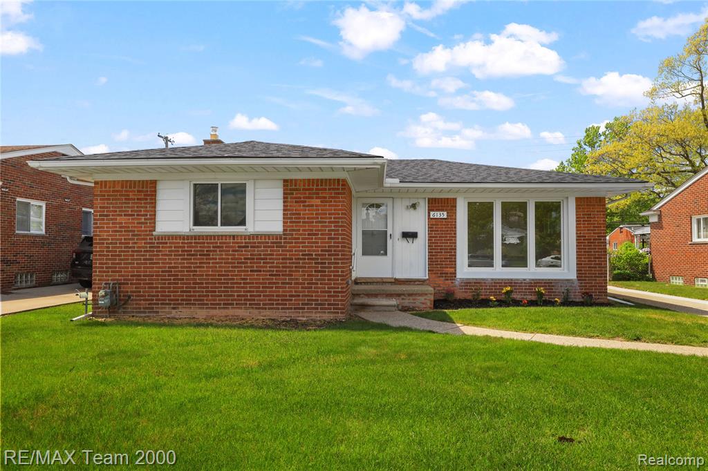 6135 Ardmore Street, Dearborn Heights, MI 48127 — Photo 2