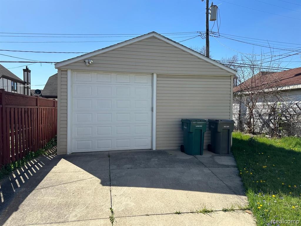 6441 KENDAL Street, Dearborn, MI 48126 — Photo 2
