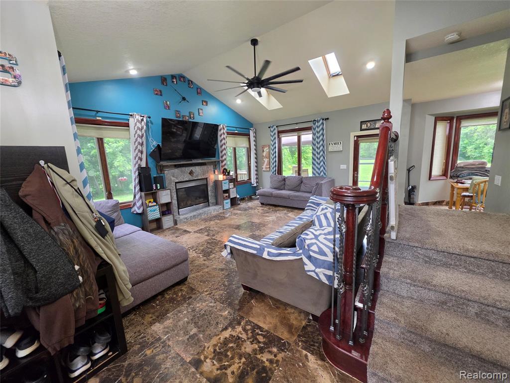 5150 W Carpenter Road, Flint, MI 48504 — Photo 2