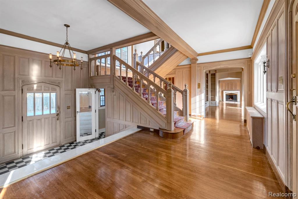 16761 E Jefferson Avenue, Grosse Pointe, MI 48230 — Photo 17