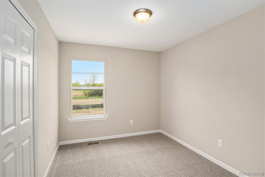 5499 SITKA Street, Burton, MI 48519 — Photo 13
