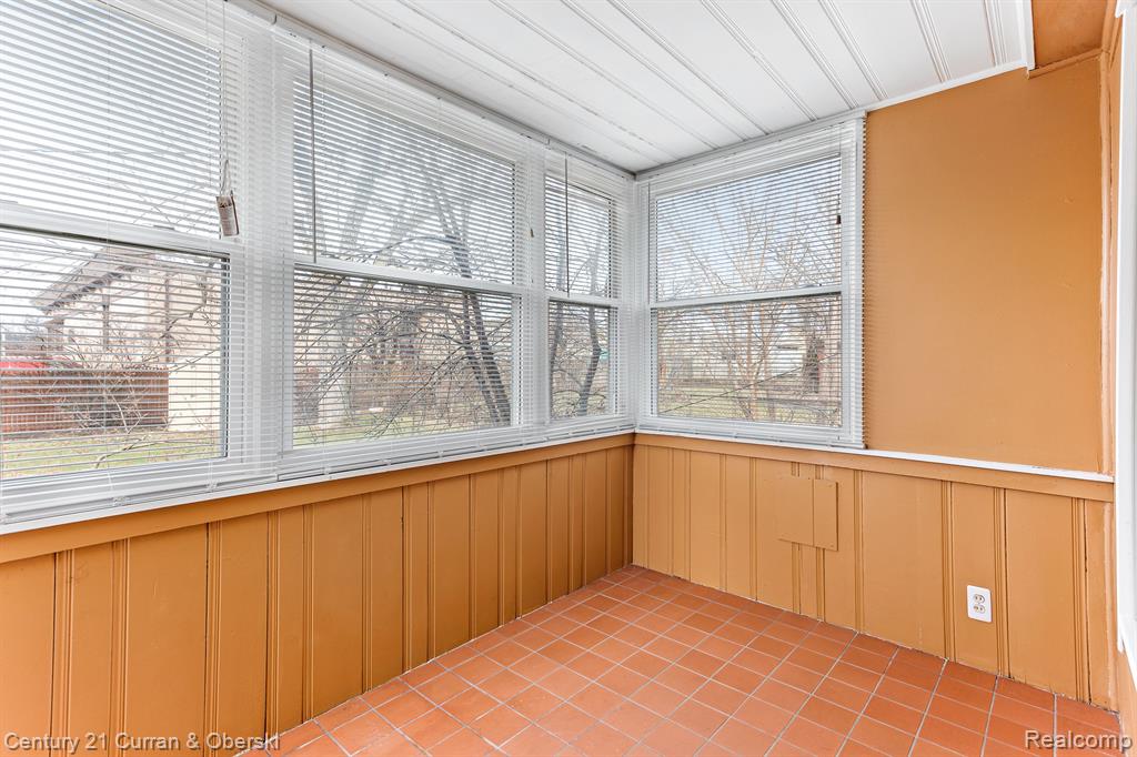 4217 Cooper Avenue, Royal Oak, MI 48073 — Photo 10
