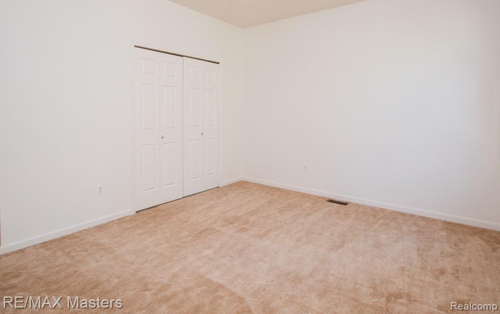 27178 John Drive, New Boston, MI 48164 — Photo 29