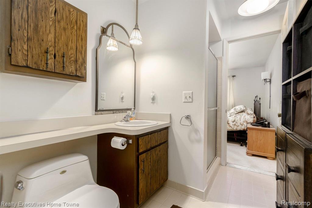 42509 ELDON Circle, Clinton Twp, MI 48038 — Photo 17