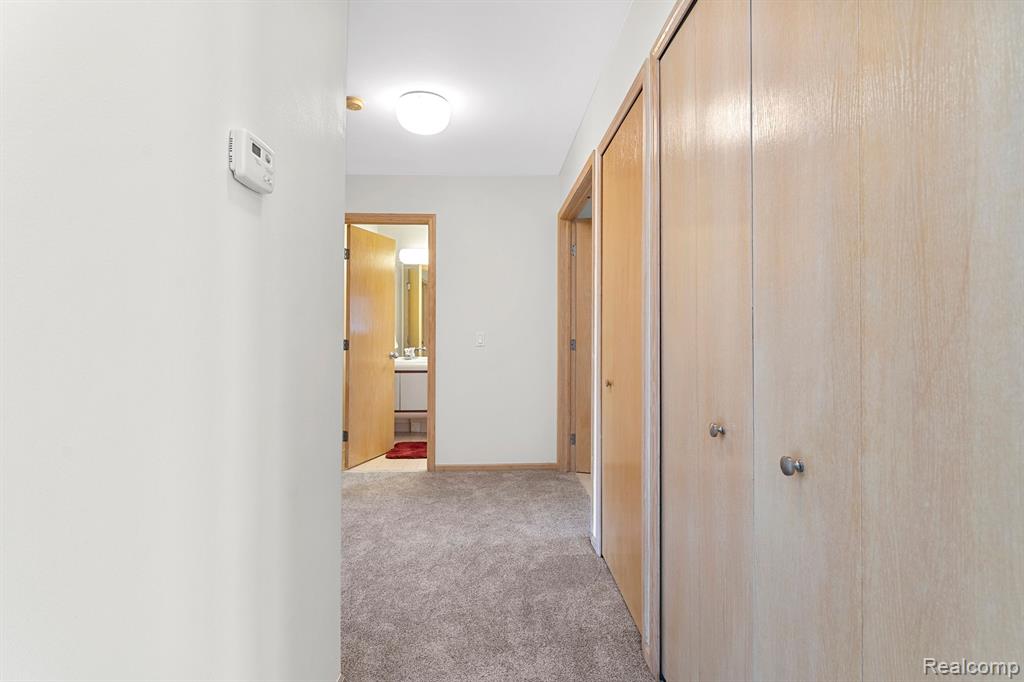 26783 PARK Lane, Woodhaven, MI 48183 — Photo 17