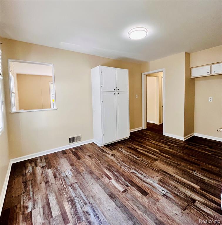 618 W Austin Avenue, Flint, MI 48505 — Photo 6