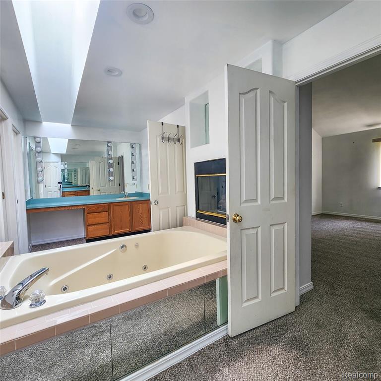 5562 Cary Drive, Ypsilanti, MI 48197 — Photo 36