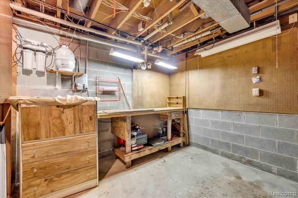 75 Ridgemont Road, Oxford, MI 48370 — Photo 54