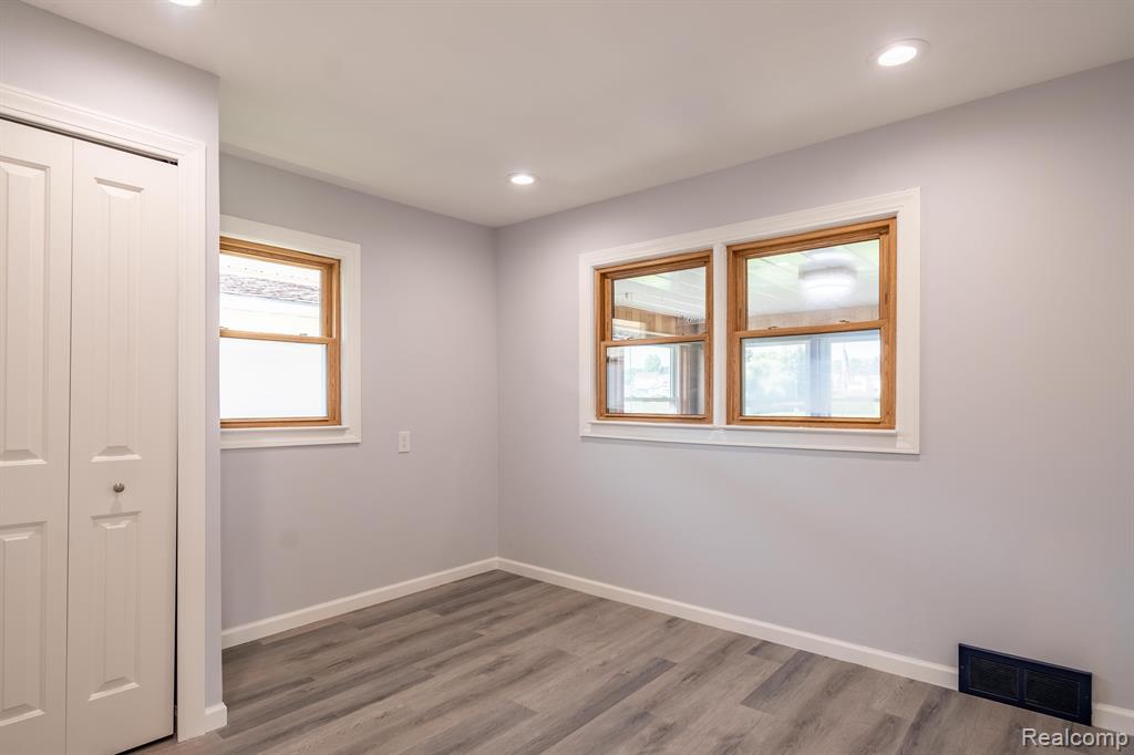2615 WOODLAND COVE Drive, Brighton, MI 48114 — Photo 14