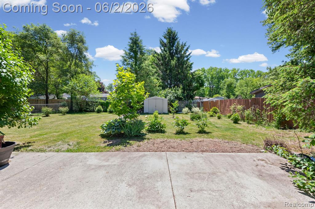 315 Airport Drive, Holly, MI 48442 — Photo 24