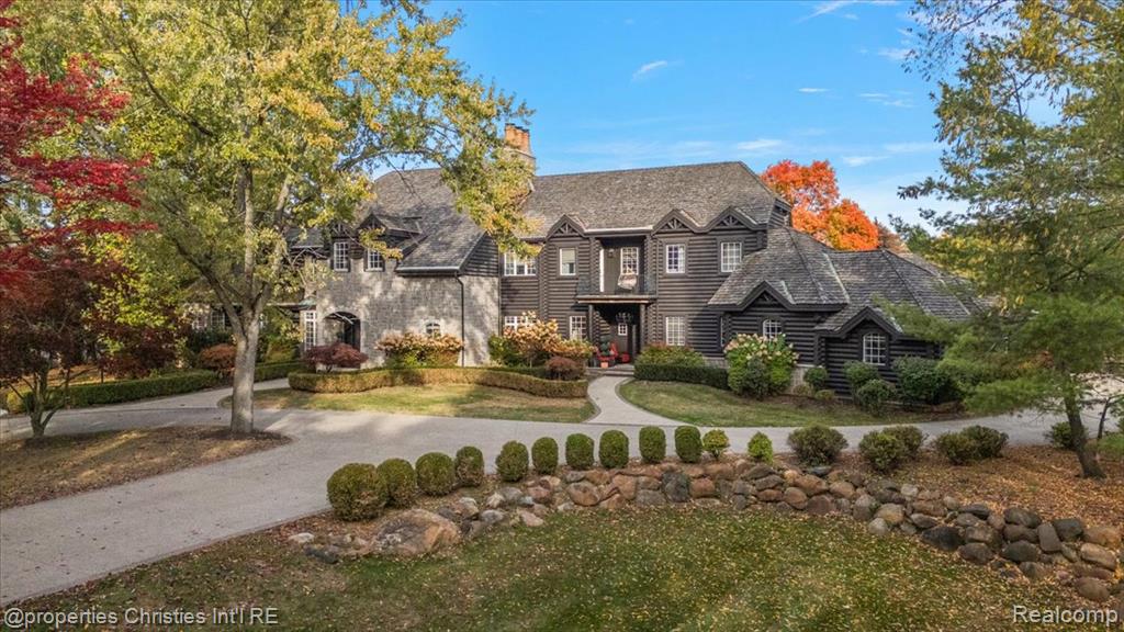 6029 SW Hillsborough Court, Grandville, MI, 49418