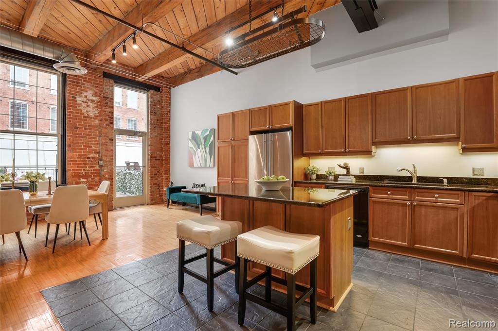 200 River Pl, 13, Detroit, MI 48207 — Photo 9