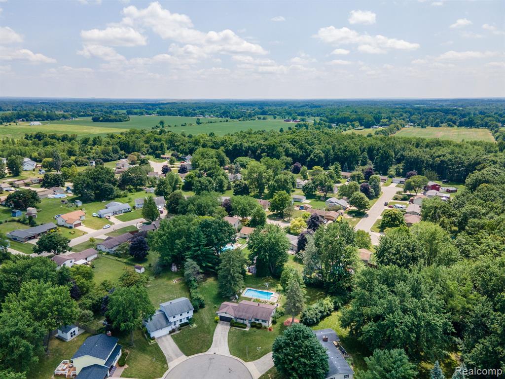 6157 Coventry Drive, Swartz Creek, MI 48473 — Photo 40