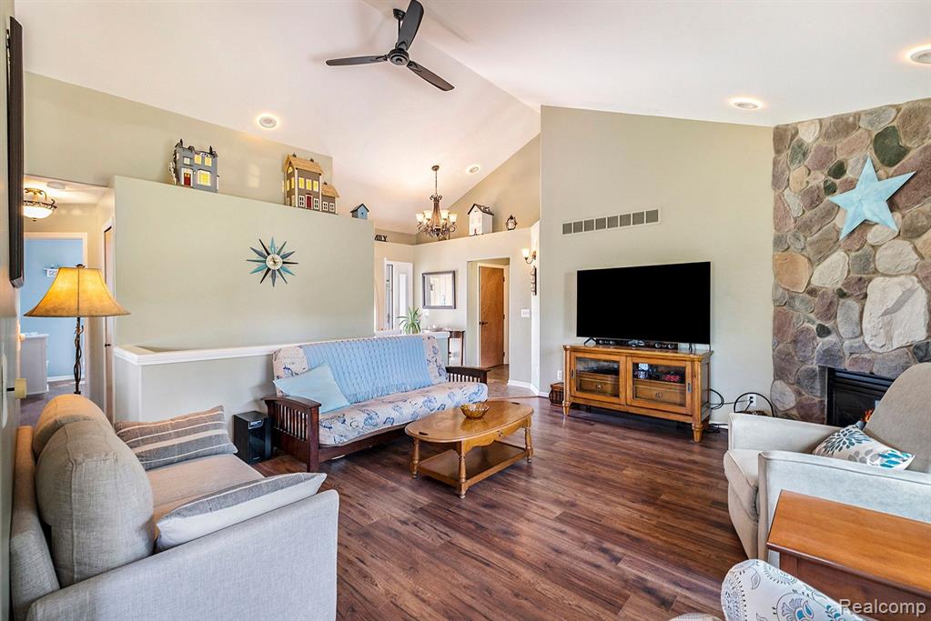 5100 GROVELAND Road, Ortonville, MI 48462 — Photo 6