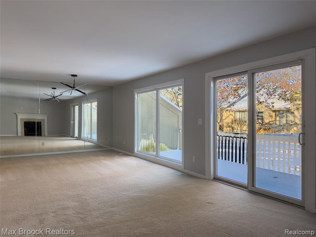 4013 Foxpointe Drive, West Bloomfield, MI 48323 — Photo 5