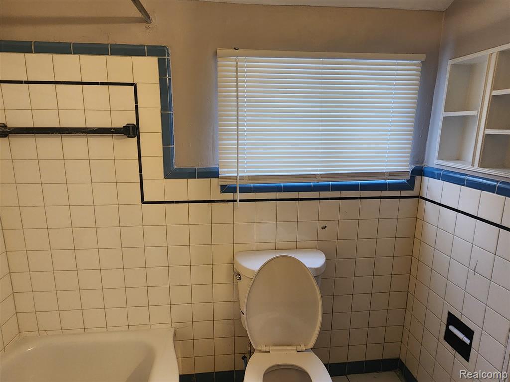 15000 Mayfield Street, Detroit, MI 48205 — Photo 32