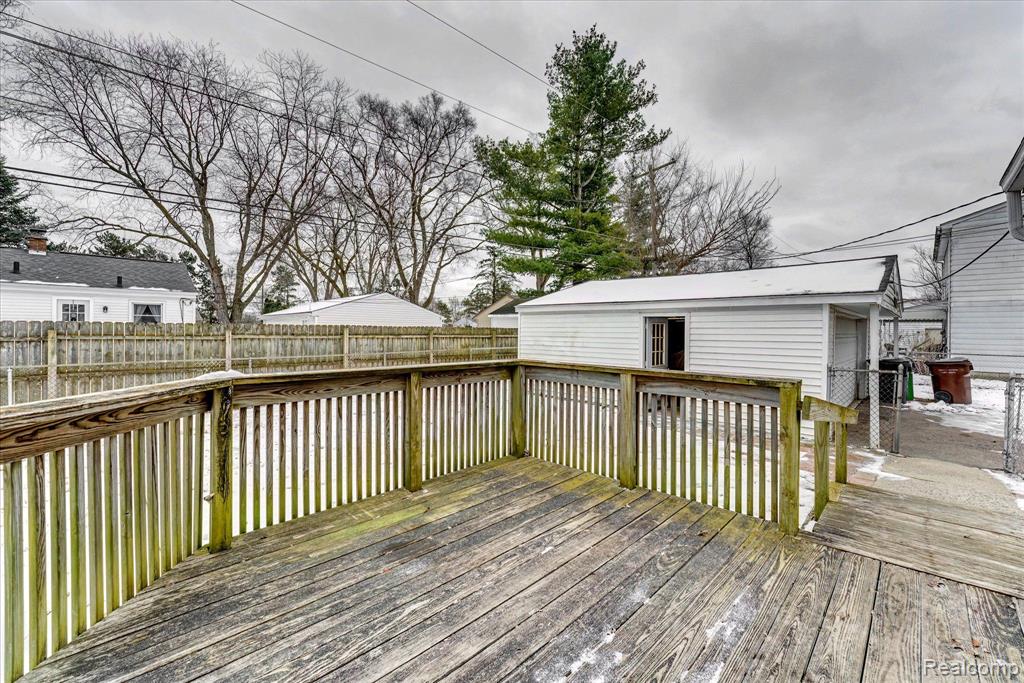46630 HULING Street, Utica, MI 48317 — Photo 41