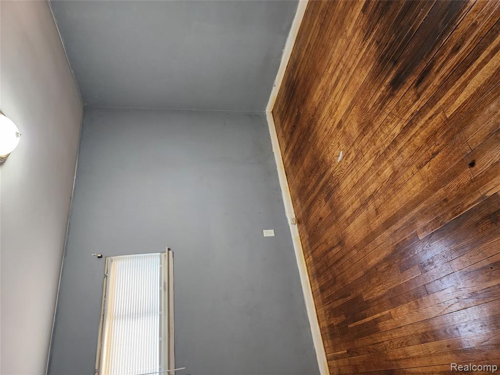 24643 Rosalind, Eastpointe, MI 48021 — Photo 17