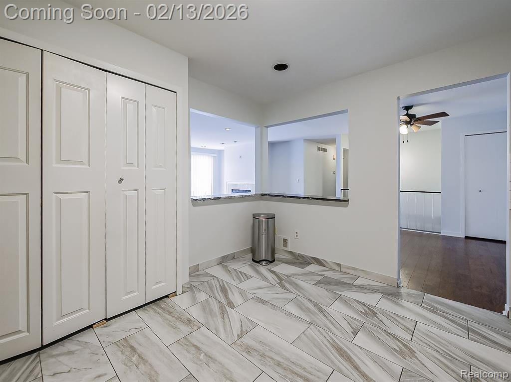 6505 Maple Lakes Court, West Bloomfield, MI — Photo 10