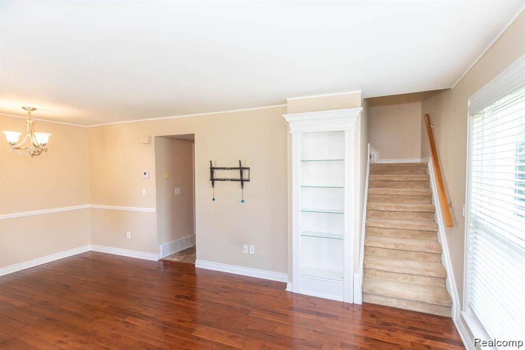 6832 New Providence Way, Canton, MI 48187 — Photo 8