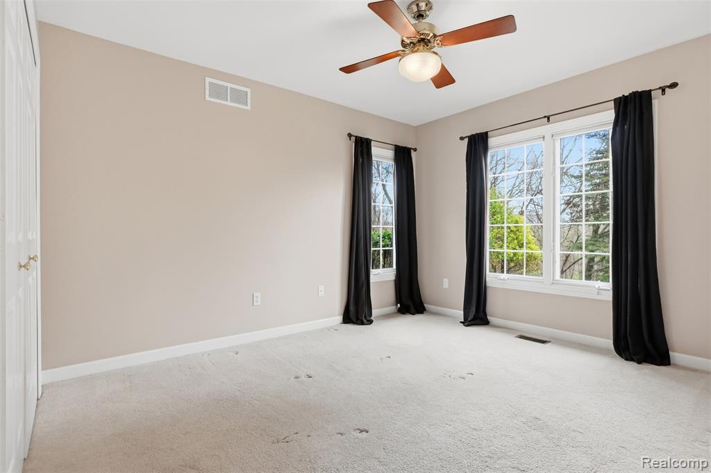 6228 Windemere Point, Brighton, MI 48116 — Photo 36