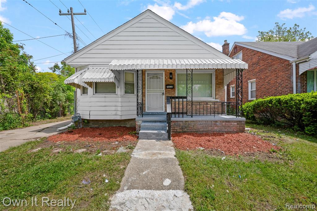 7816 Fielding Street, Detroit, MI 48228 — front exterior