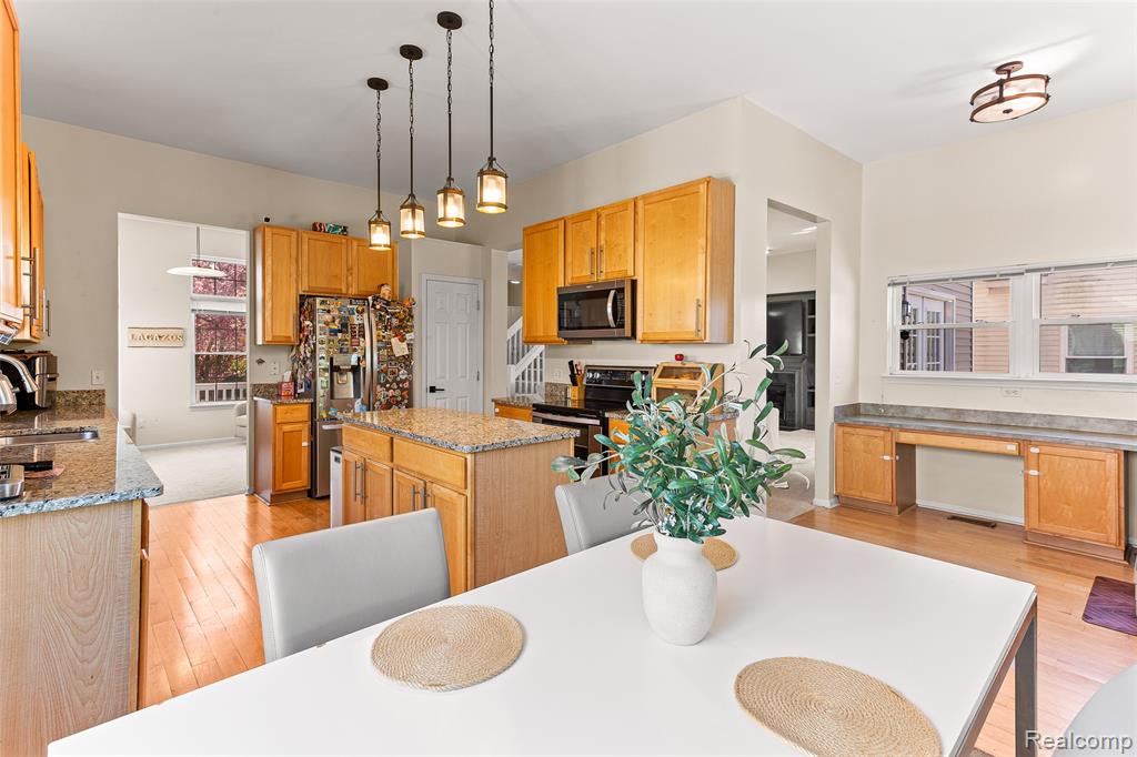 1484 Chapleau Drive, Ann Arbor, MI 48103 — Photo 14