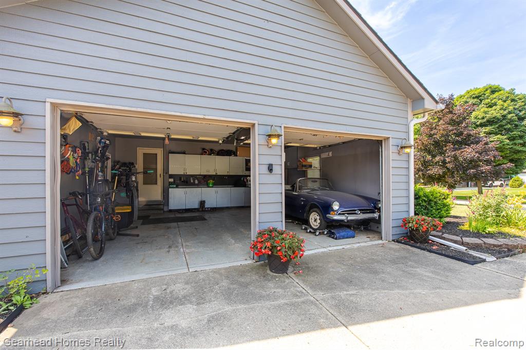 4710 Desert Bridge Court, Highland, MI 48356 — Photo 44