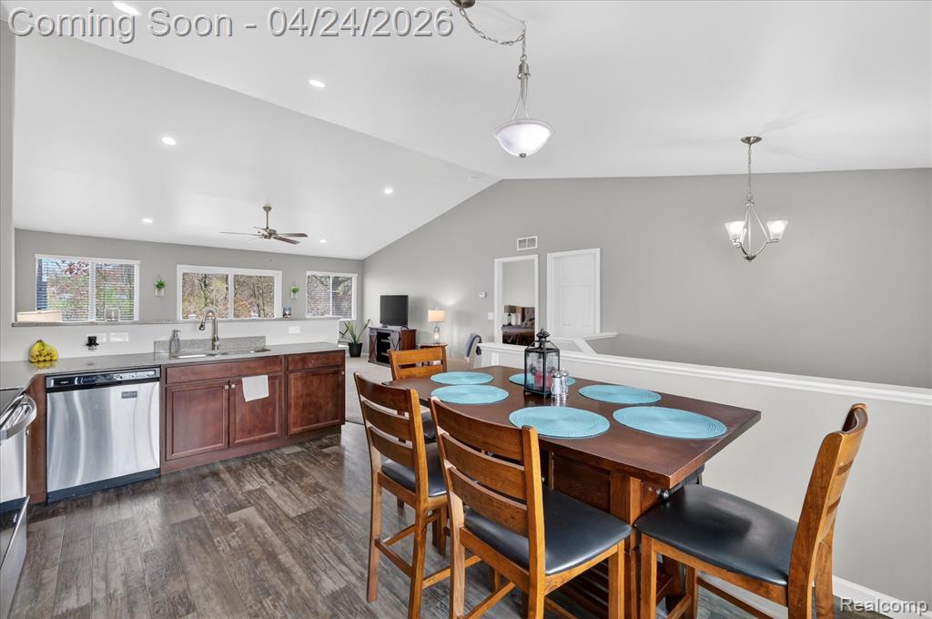 3135 Ivy Wood Circle, Howell, MI 48855 — Photo 4