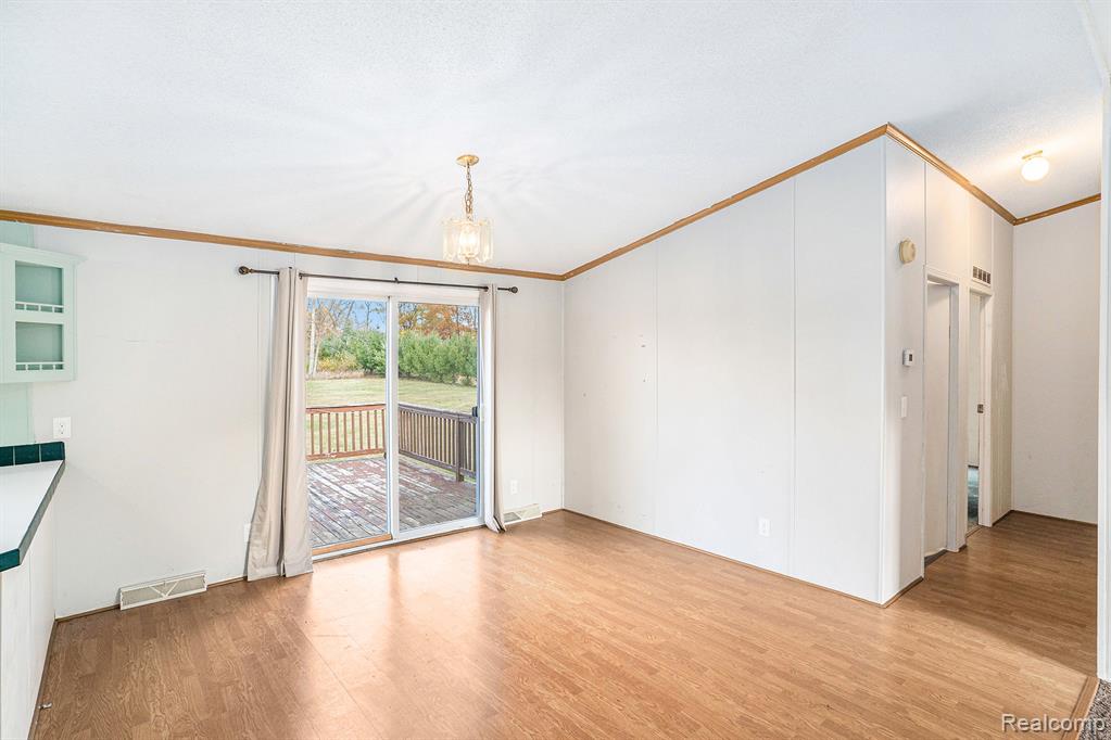 6701 Hazard Road, Fenton, MI 48430 — Photo 5