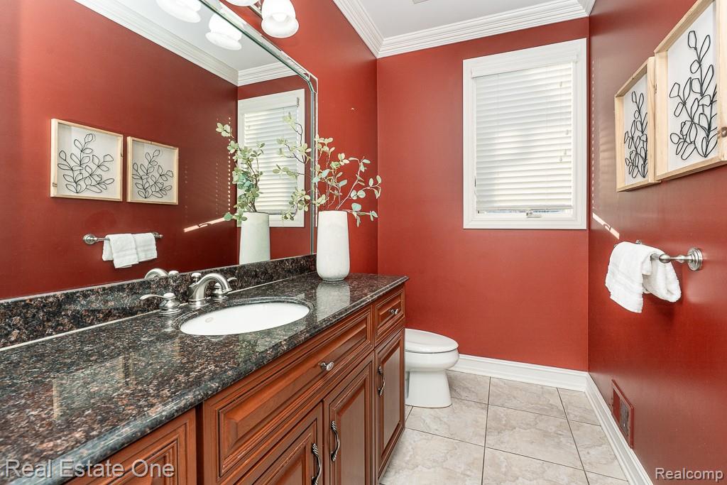 534 Parkland Hills Drive, Rochester, MI 48306 — Photo 32