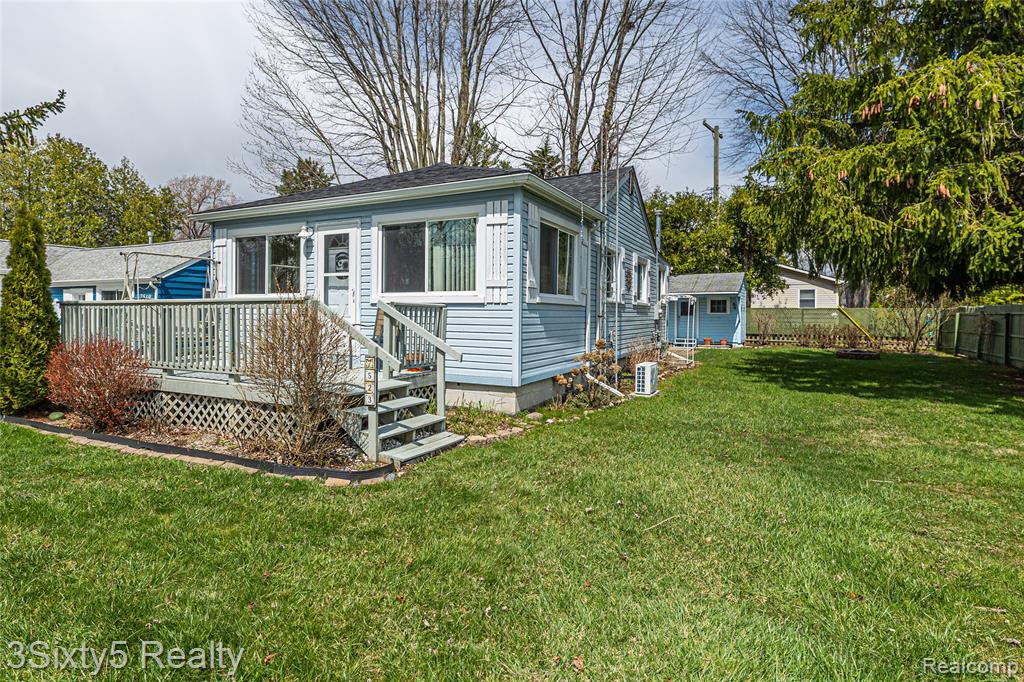 7523 Beechwood, Lexington, MI 48450 — Photo 3