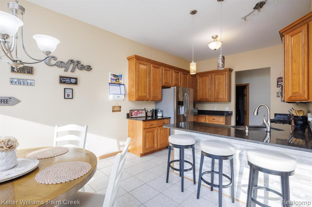 54669 Shady Creek Drive, New Baltimore, MI 48047 — Photo 12