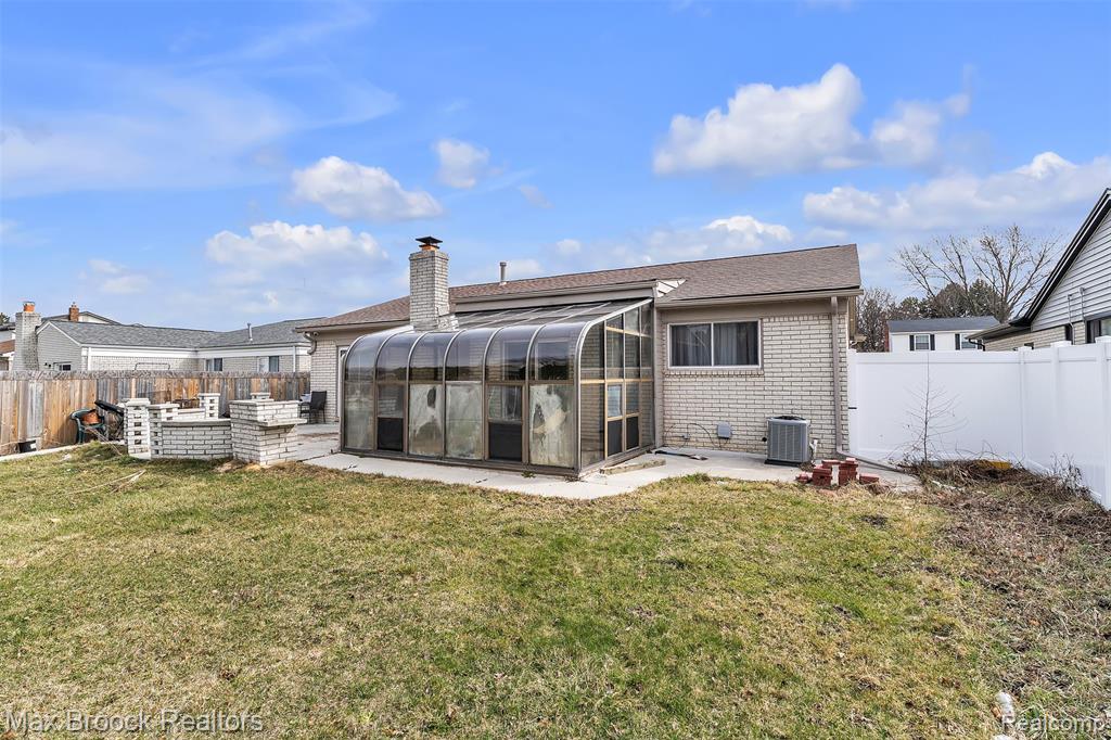 41893 Mary Kay Drive, Clinton Twp, MI 48038 — Photo 61