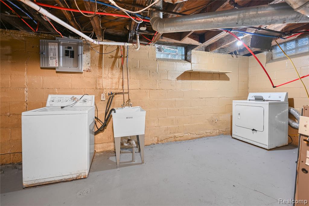 8626 Piedmont Street, Detroit, MI 48228 — Photo 22