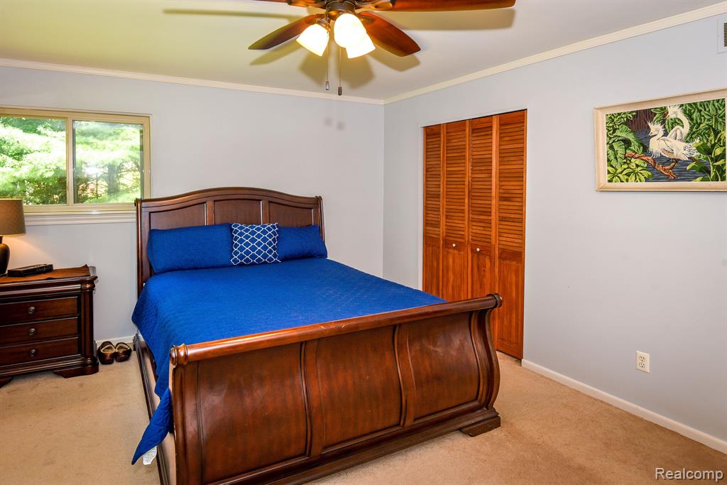 9245 PINE KNOB Road, Clarkston, MI 48348 — Photo 35