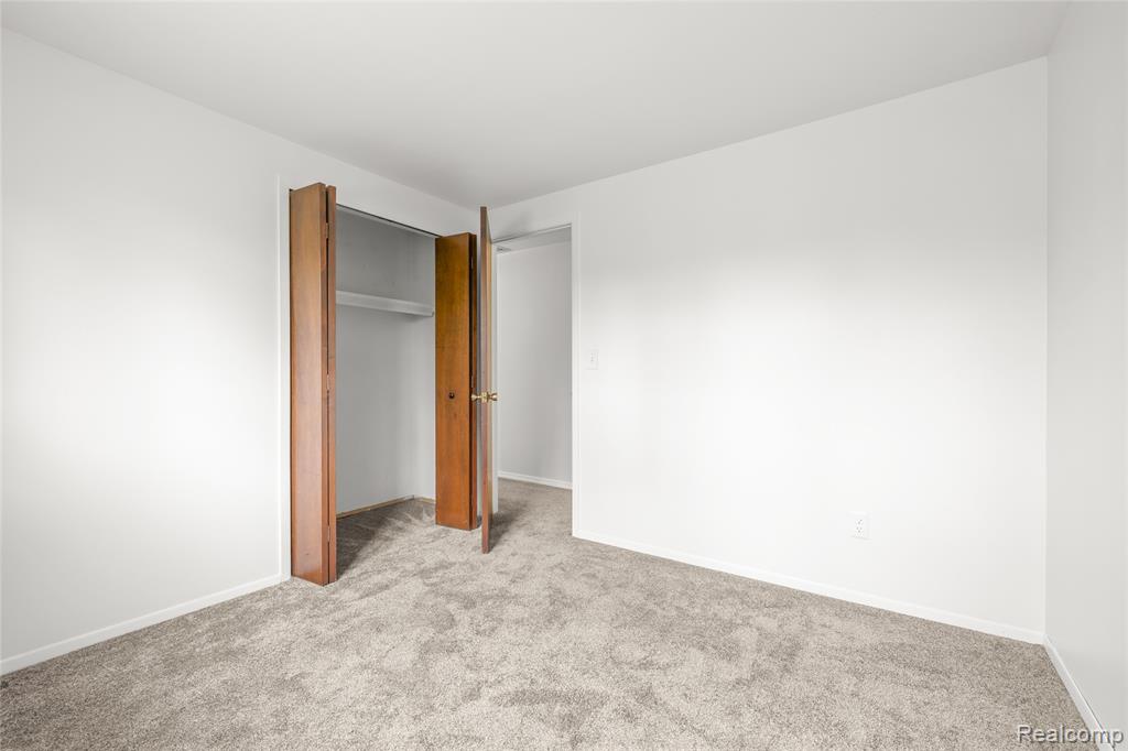 6748 Brookshire Drive, Canton, MI 48187 — Photo 24