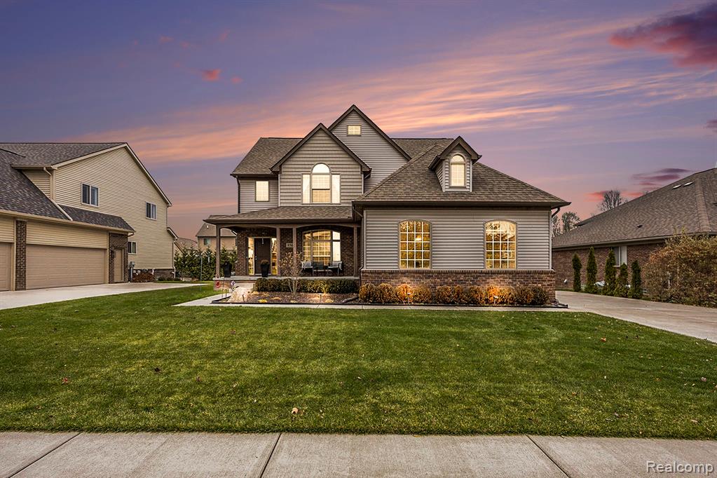 856 W Bay Shore Drive, Oxford, MI 48371 — front exterior