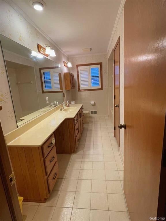 4163 Nancy Drive, Brighton, MI 48114 — Photo 16