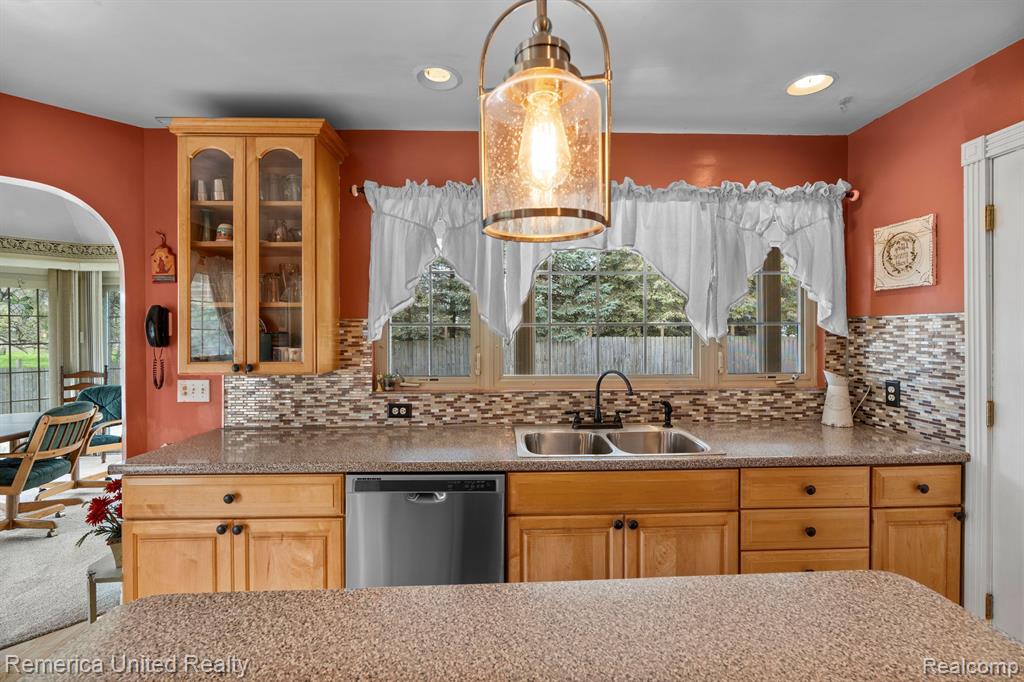 5069 BELL OAK Road, Webberville, MI 48892 — Photo 12