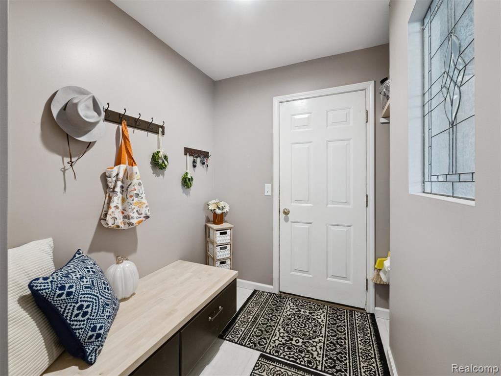 17275 Garvey Road, Chelsea, MI, 48118