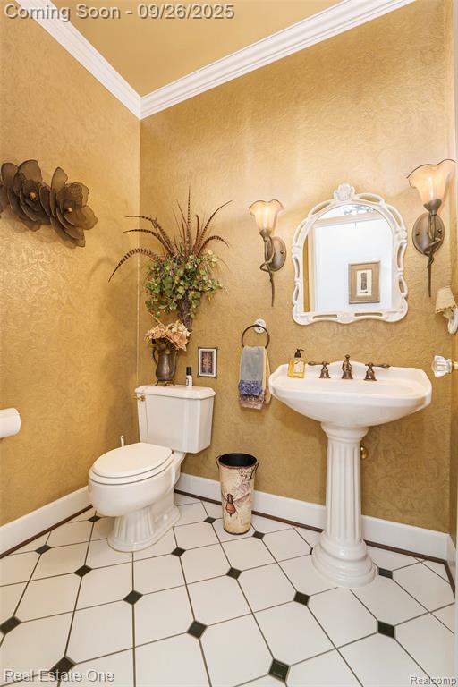 6764 Redford Circle, Troy, MI 48085 — Photo 21